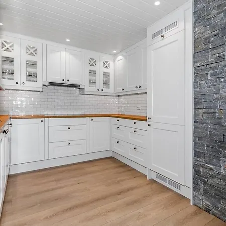 Delikat Og Innbydende Apartament